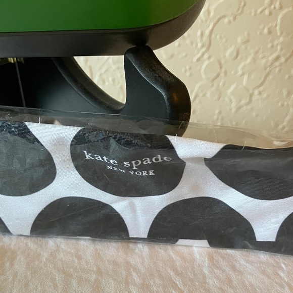 Kate Spade: Black Kimberlyn Cat Eye Sunglasses- Case & Cleaning Cloth main image 13